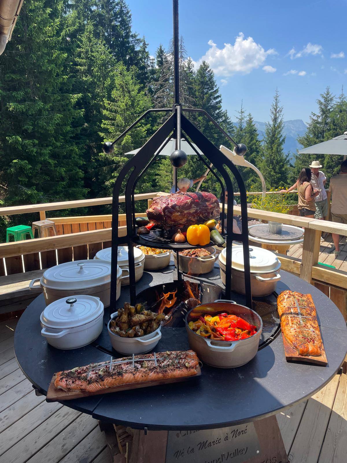 Terrasse Chalet Vé la Marié à Noré vue montagne