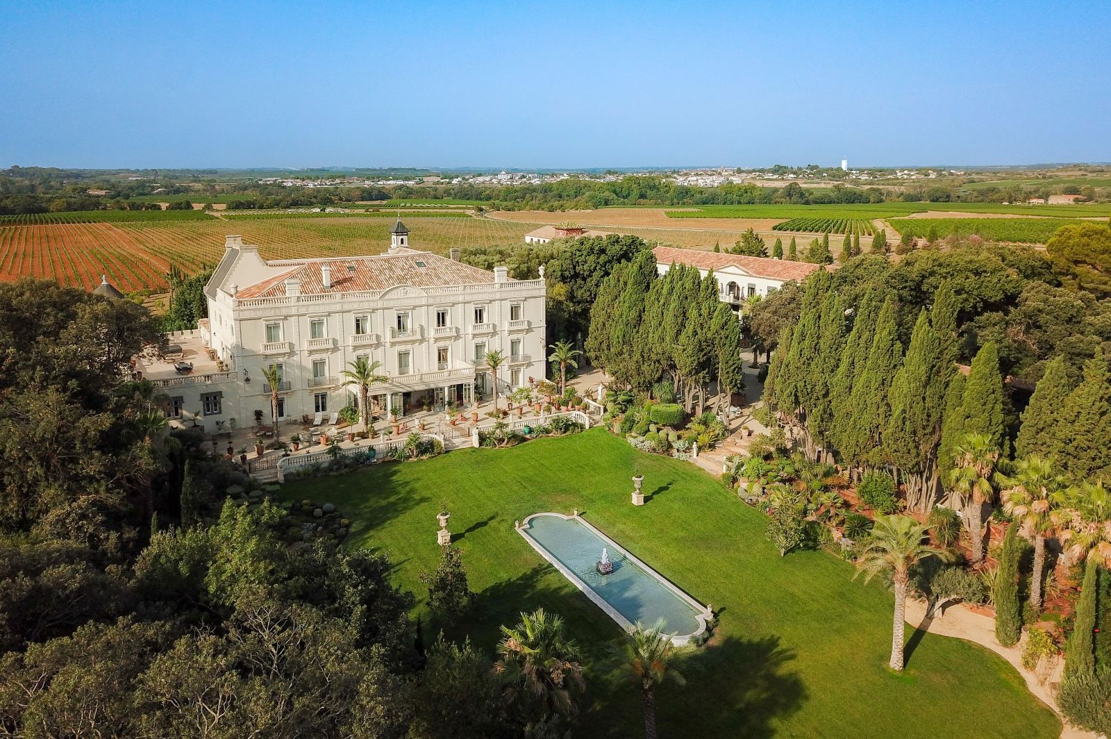 Panorama Chateau Hermitage De Combas