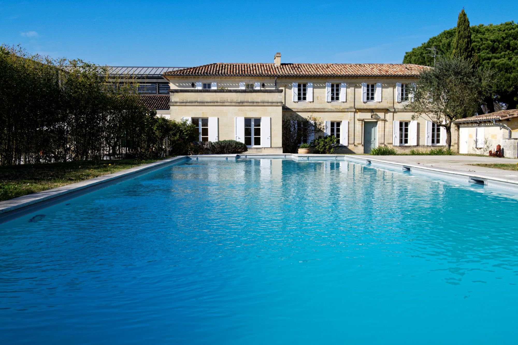 Piscine du Château La Fleur de Bouard