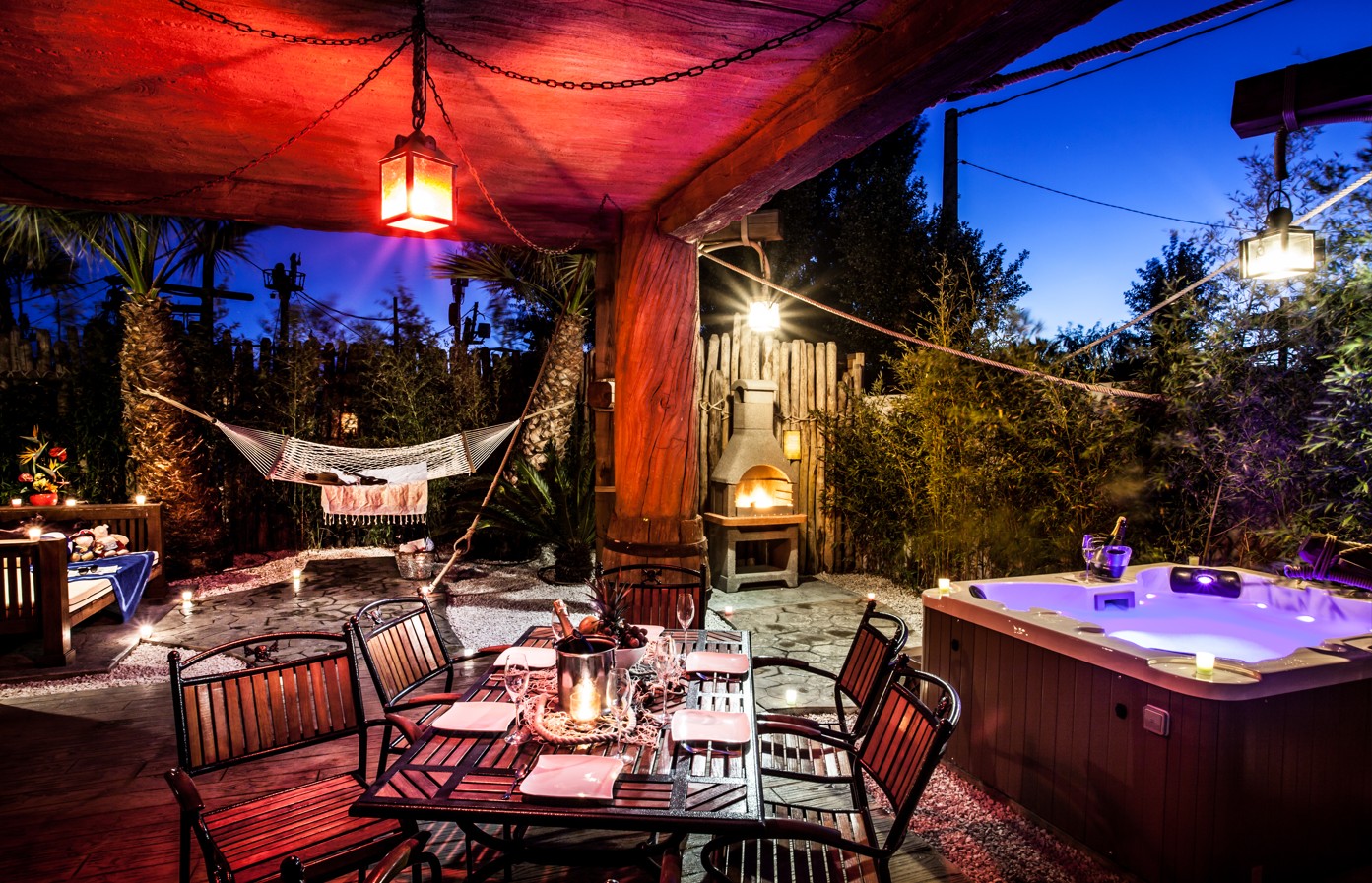 Terrasse du restaurant du Pirates World Village Club au Cap d’Agde