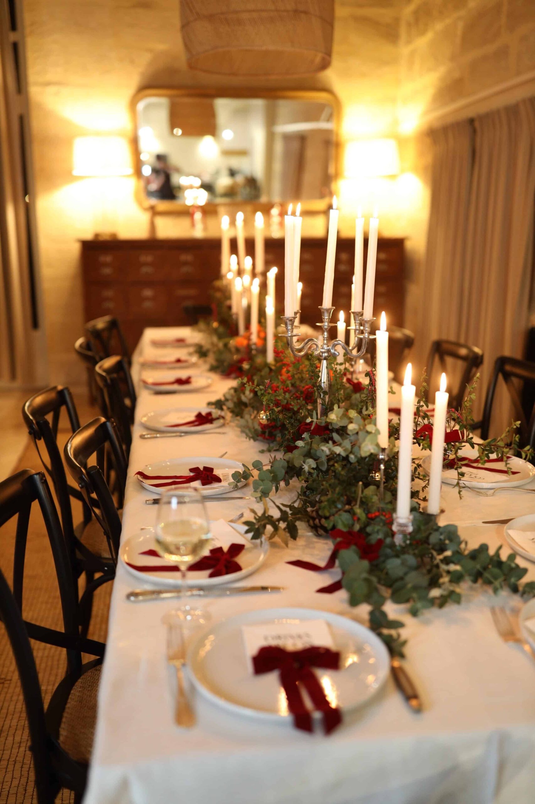 Table dressée pour une réception au Château La Fleur de Bouard