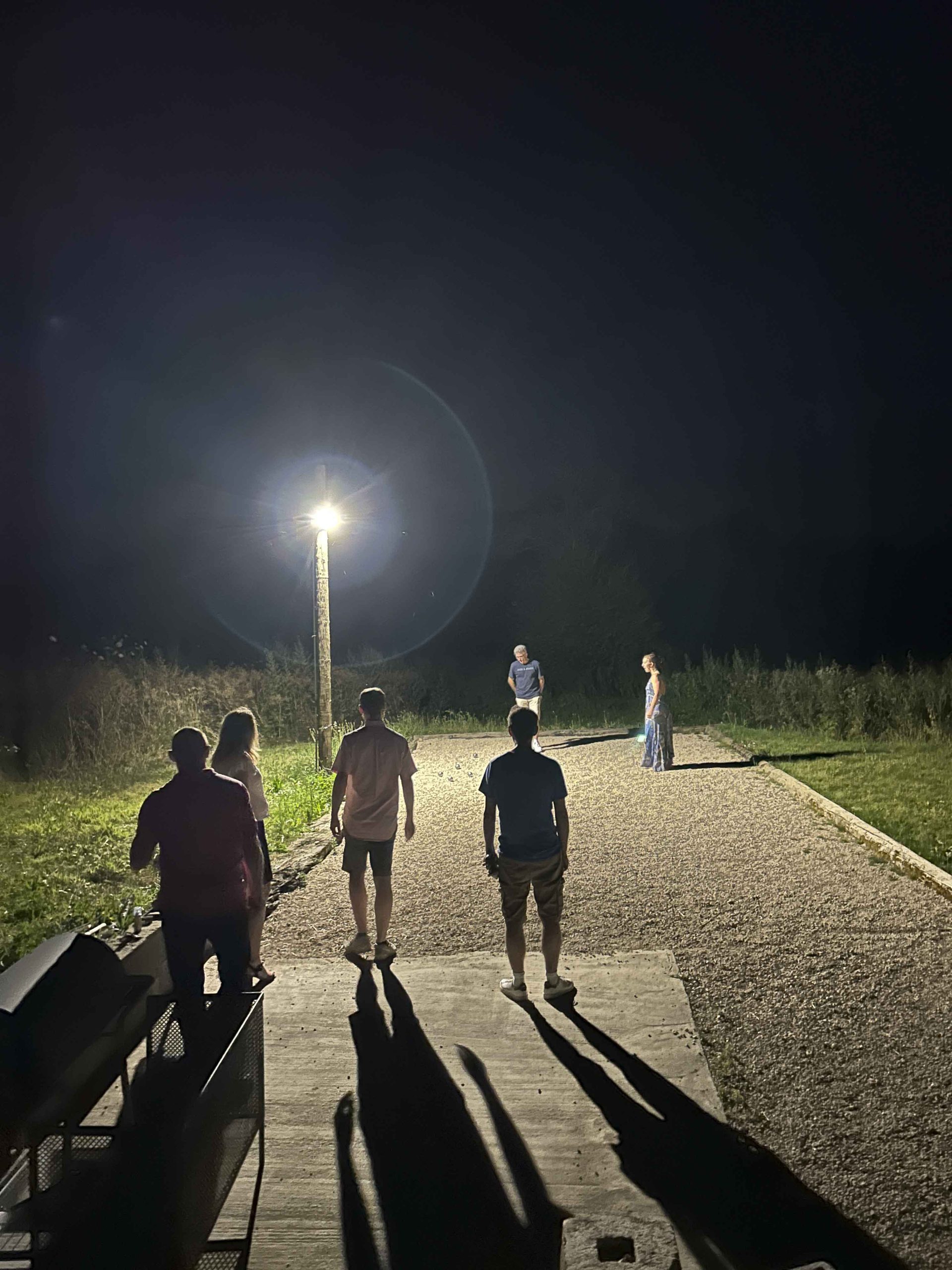 Activité pétanque nocturne au Domaine de la Flandrine