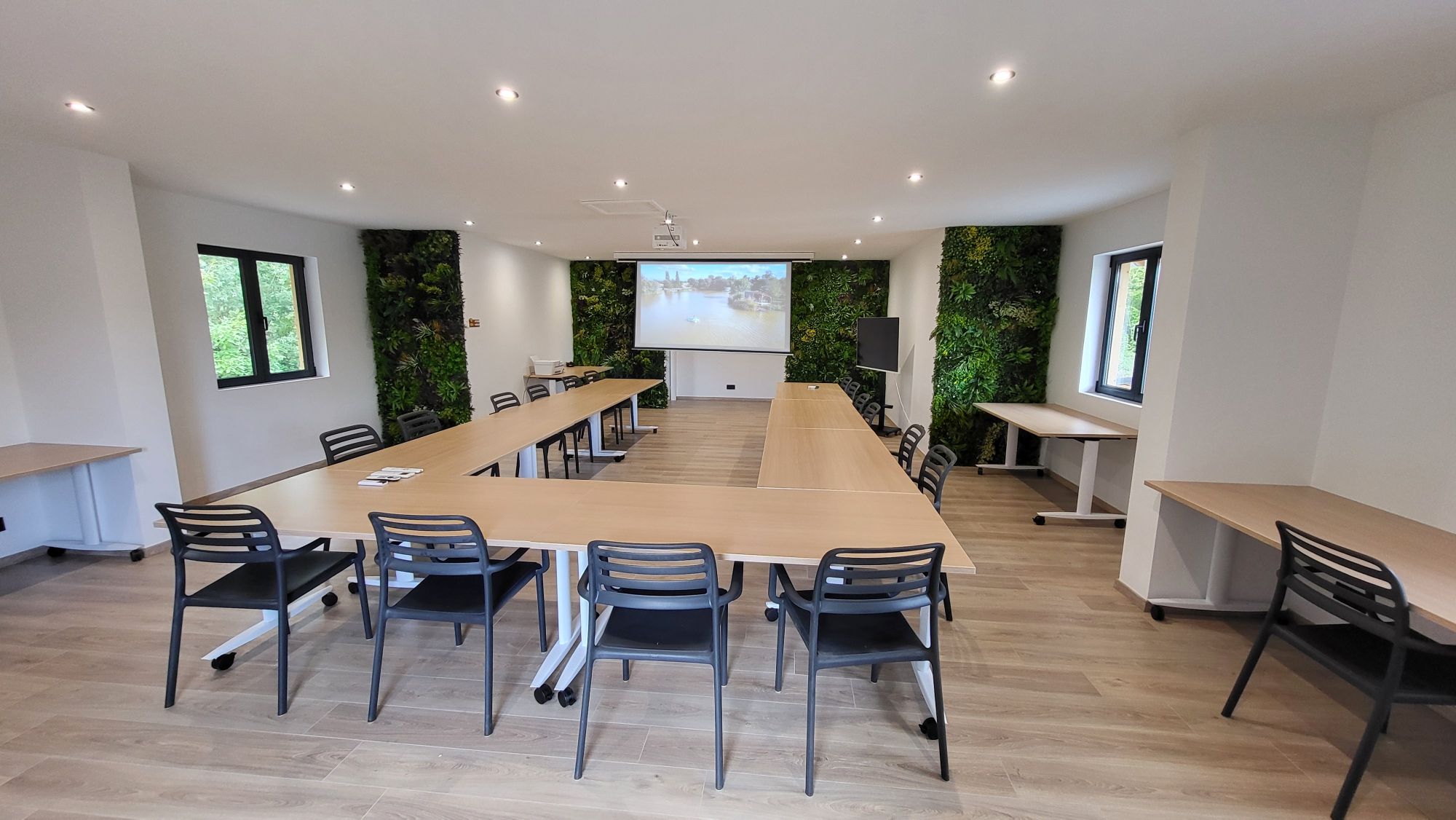 Salle de réunion Domaine des Feuilles