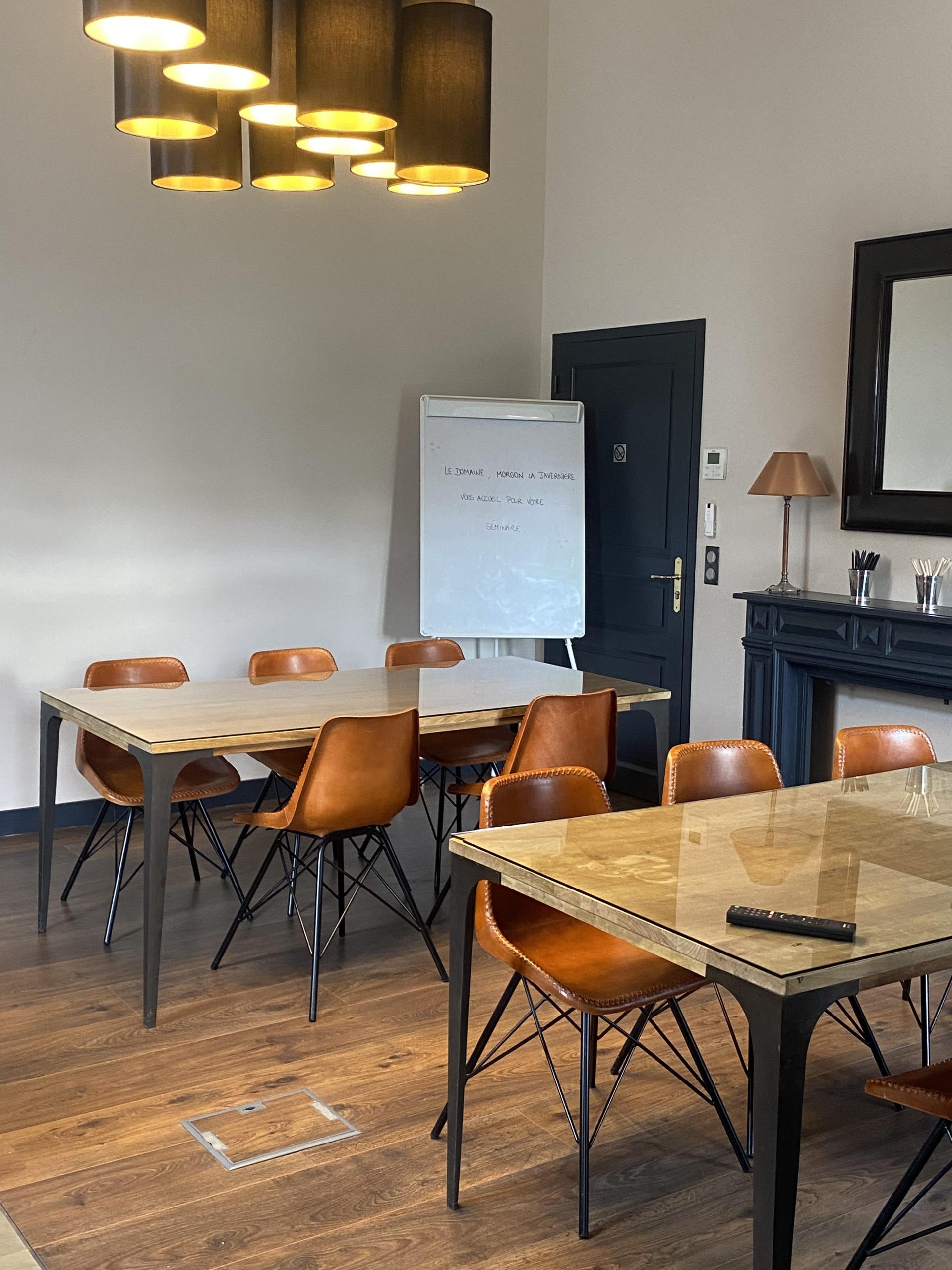 Salle de réunion du Domaine Morgon La Javernière à Villié-Morgon