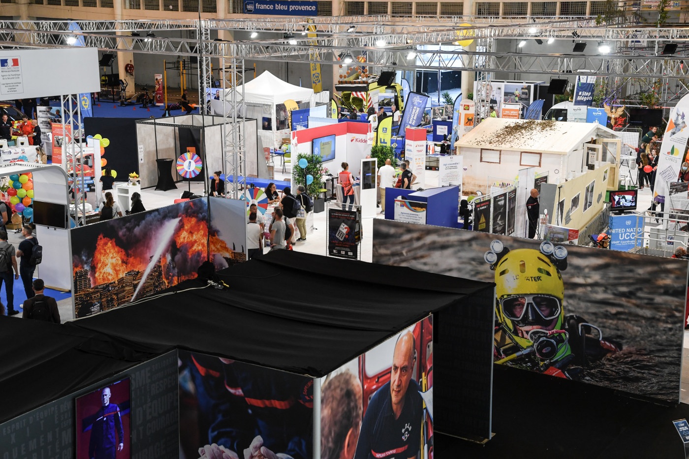 Vue panoramique d’un salon professionnel