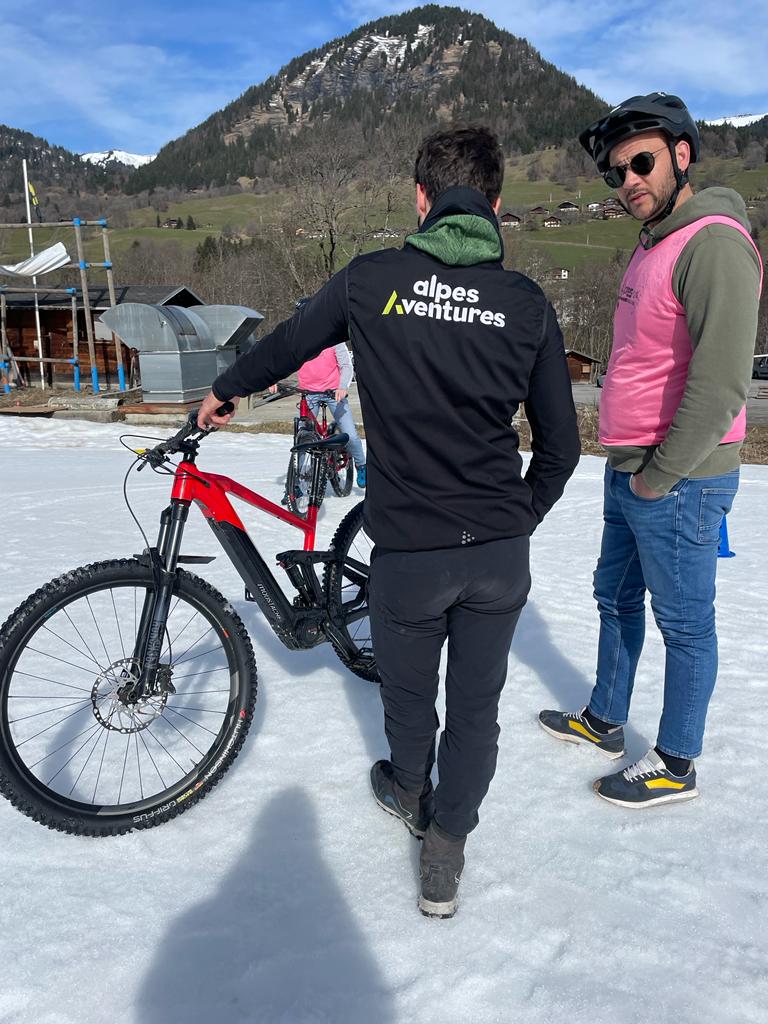 Alpes Aventures vélo neige