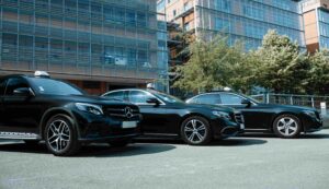 Flotte de véhicules GTL dédiée aux transferts corporates.