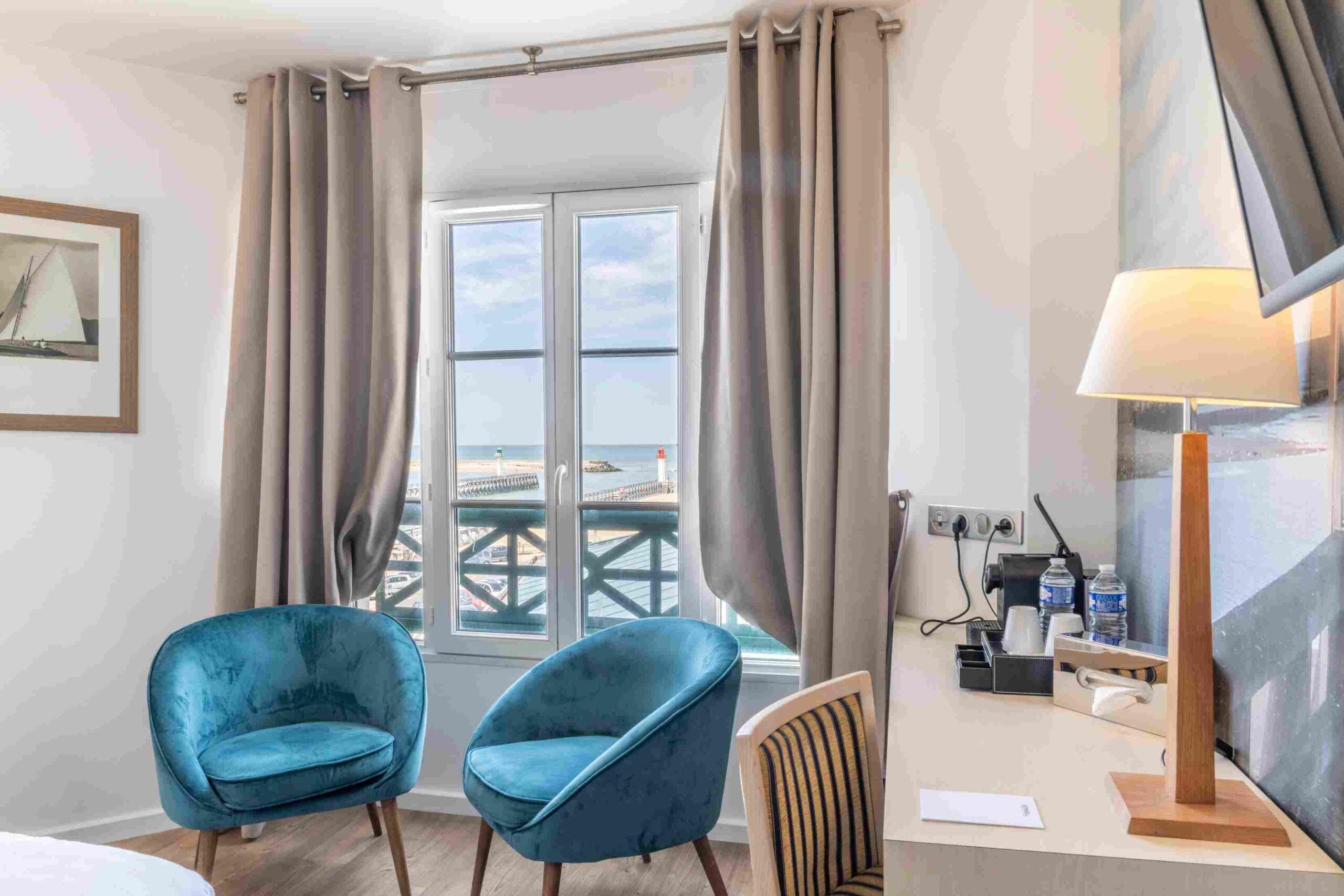 Chambre spacieuse et confortable.