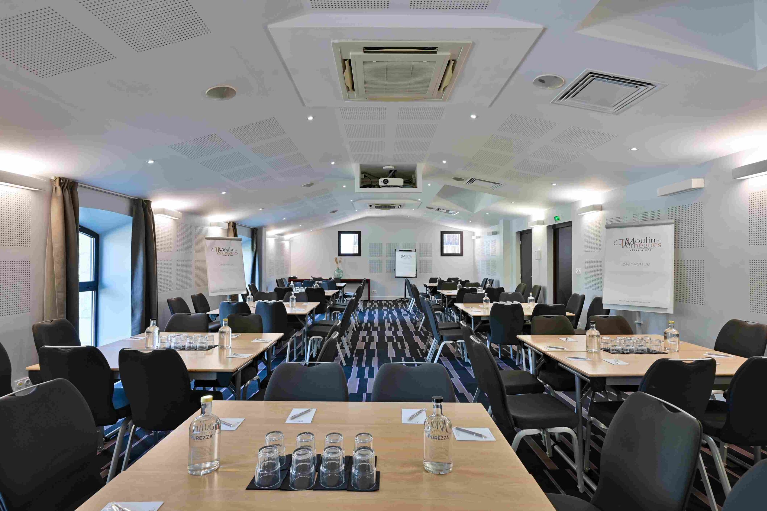 Salle de séminaire – Moulin de Vernègues