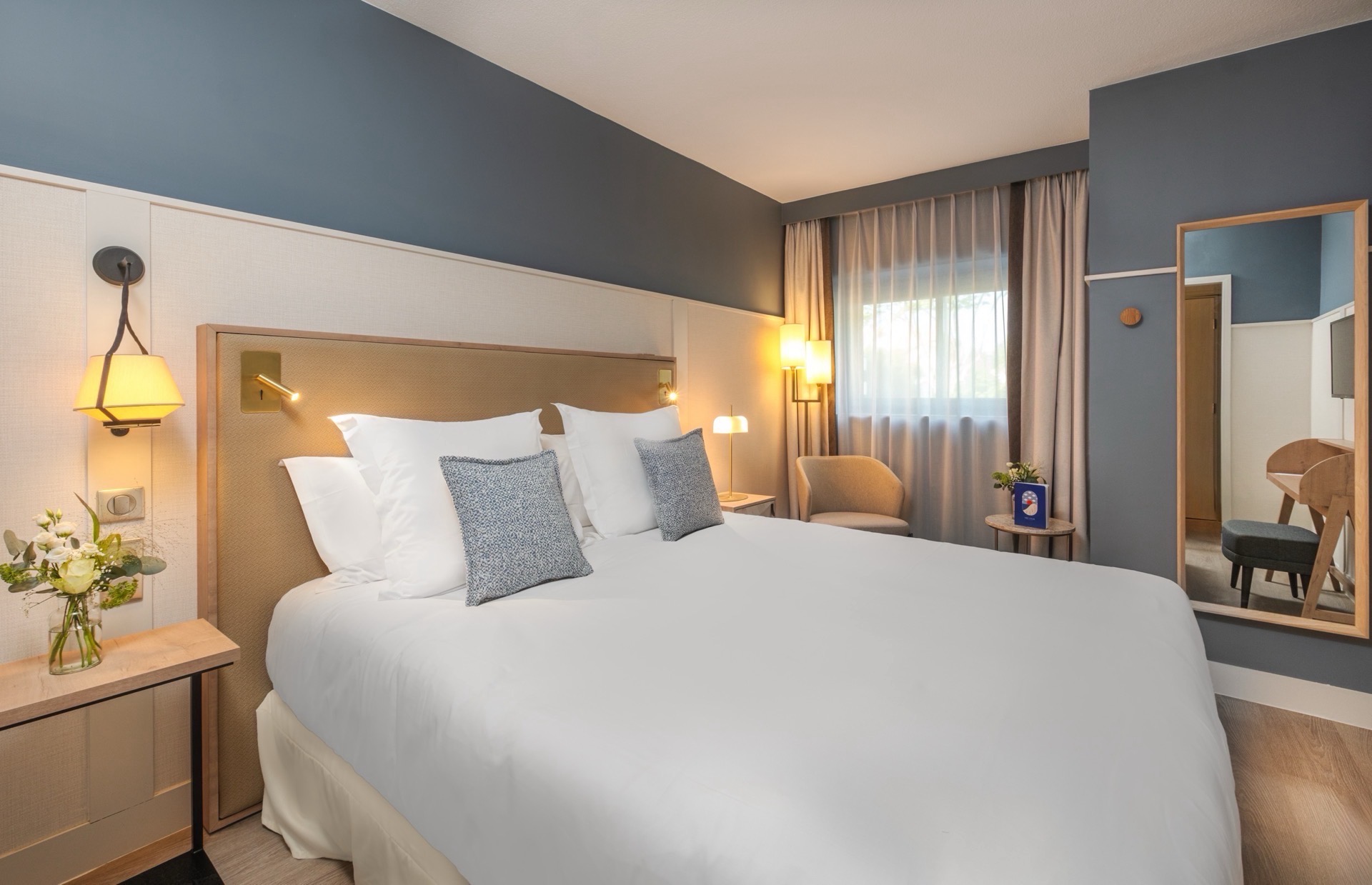Chambre double élégante à l’Hôtel Arcanse Arcachon