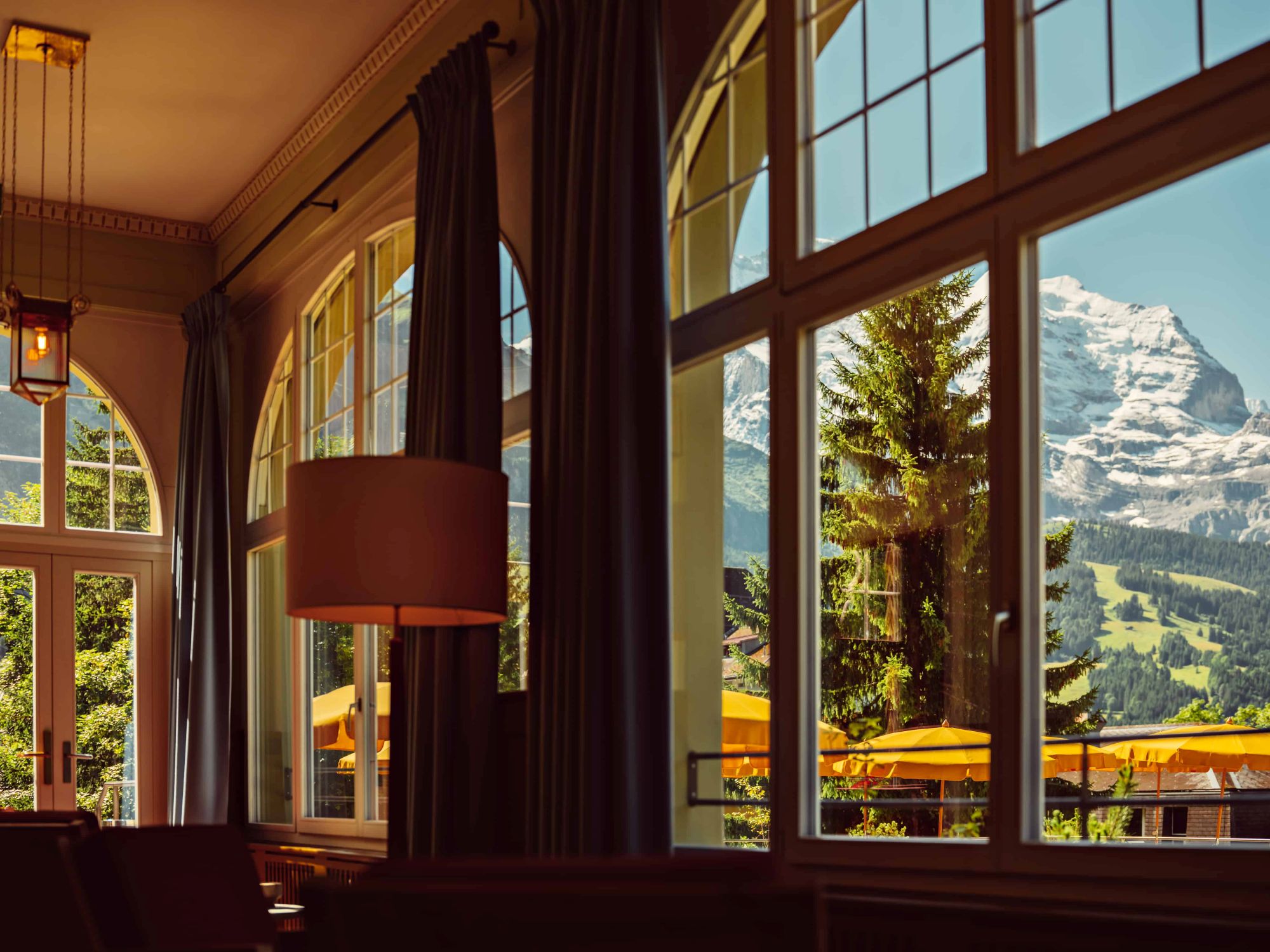 salon Belvédère Wengen vue vallée
