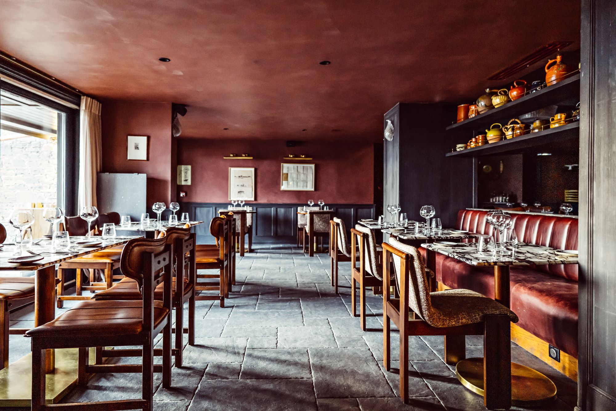 Restaurant raffiné avec ambiance montagnarde