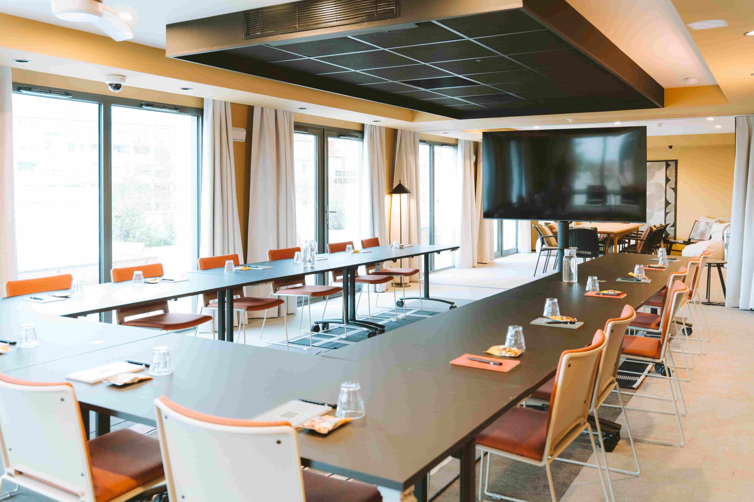 Hôtel Bikube – Salle de réunion