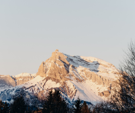 Vue sur les sommets enneigés de Megève