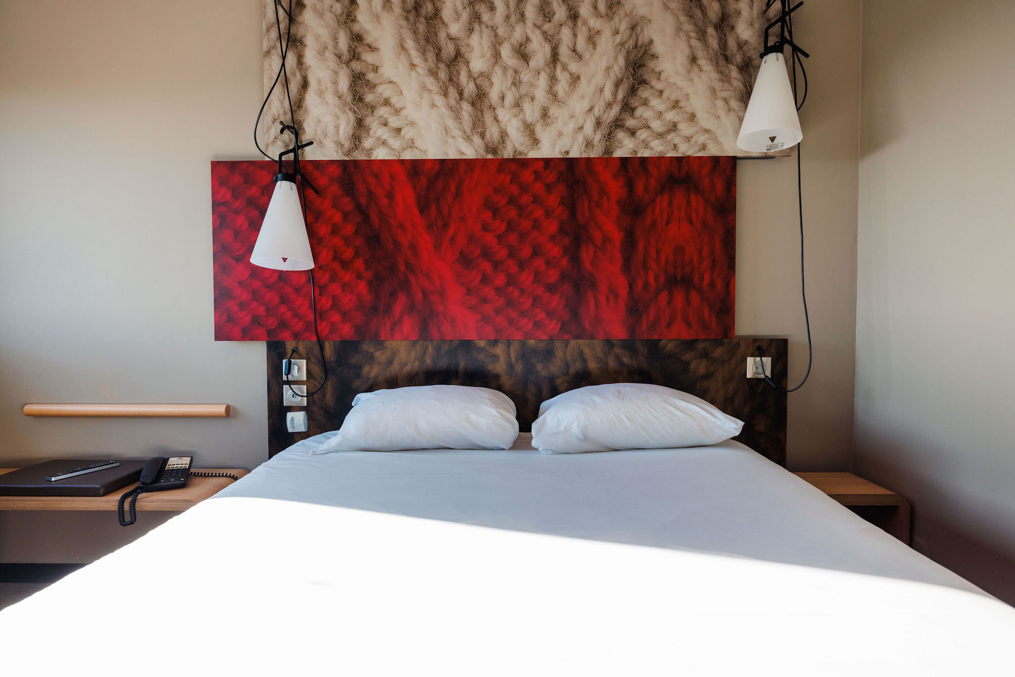 Chambre moderne et confortable à l’Ibis Valence Sud