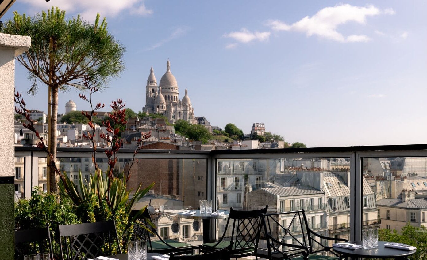 rooftop avec vue panoramique Montmartre Hôtel Rochechouart Paris