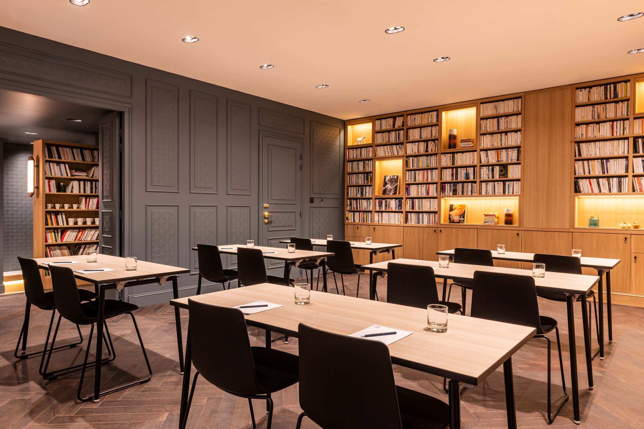 Salle de réunion à l’Hôtel Square Louvois