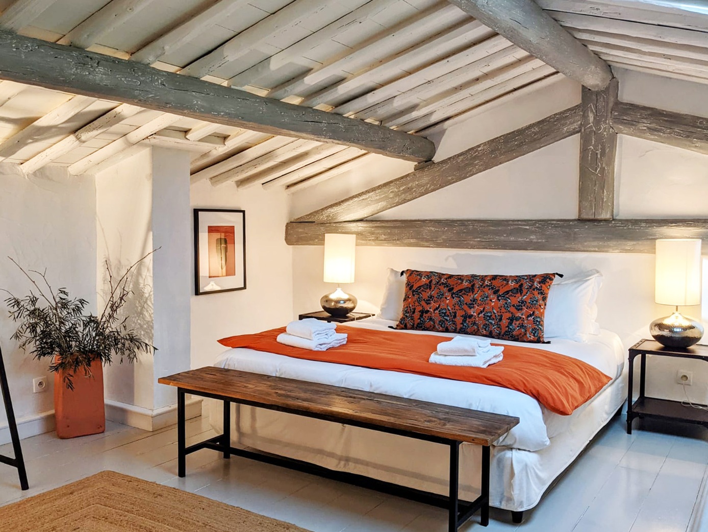chambre authentique au Mas des Oules