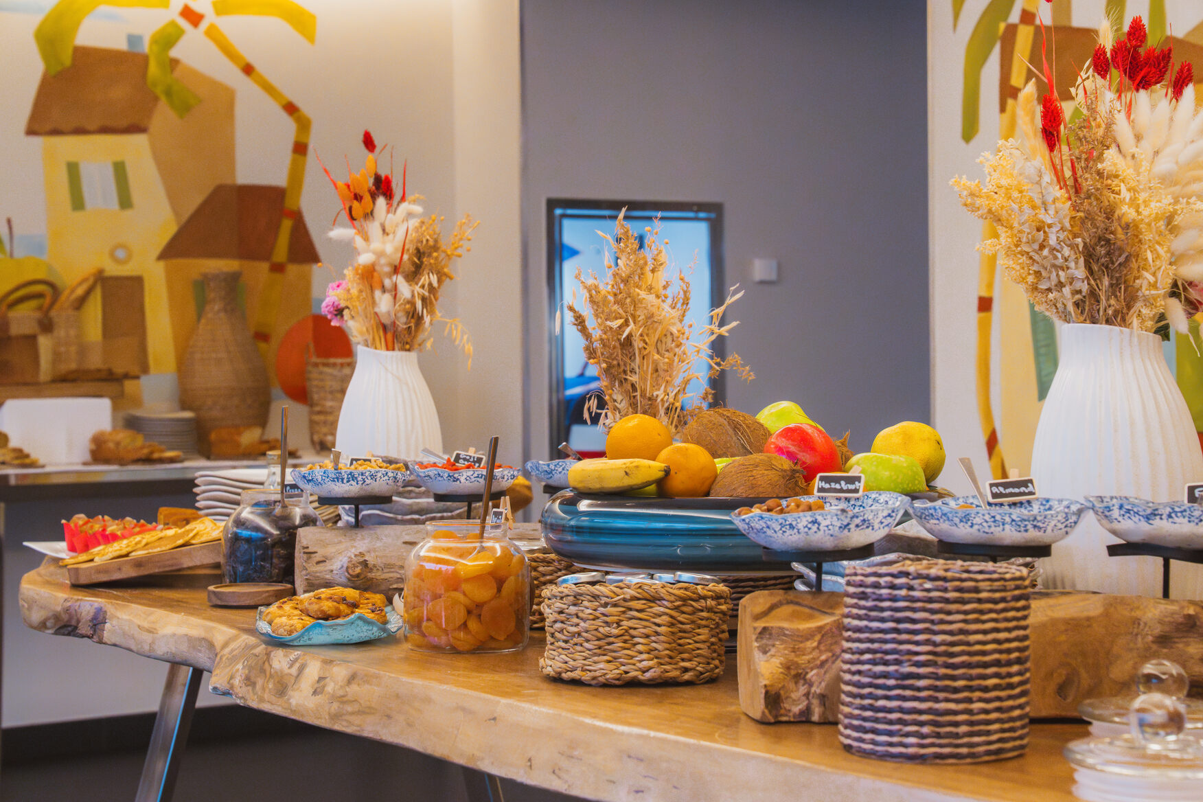Buffet de petit-déjeuner au Kube Saint-Tropez