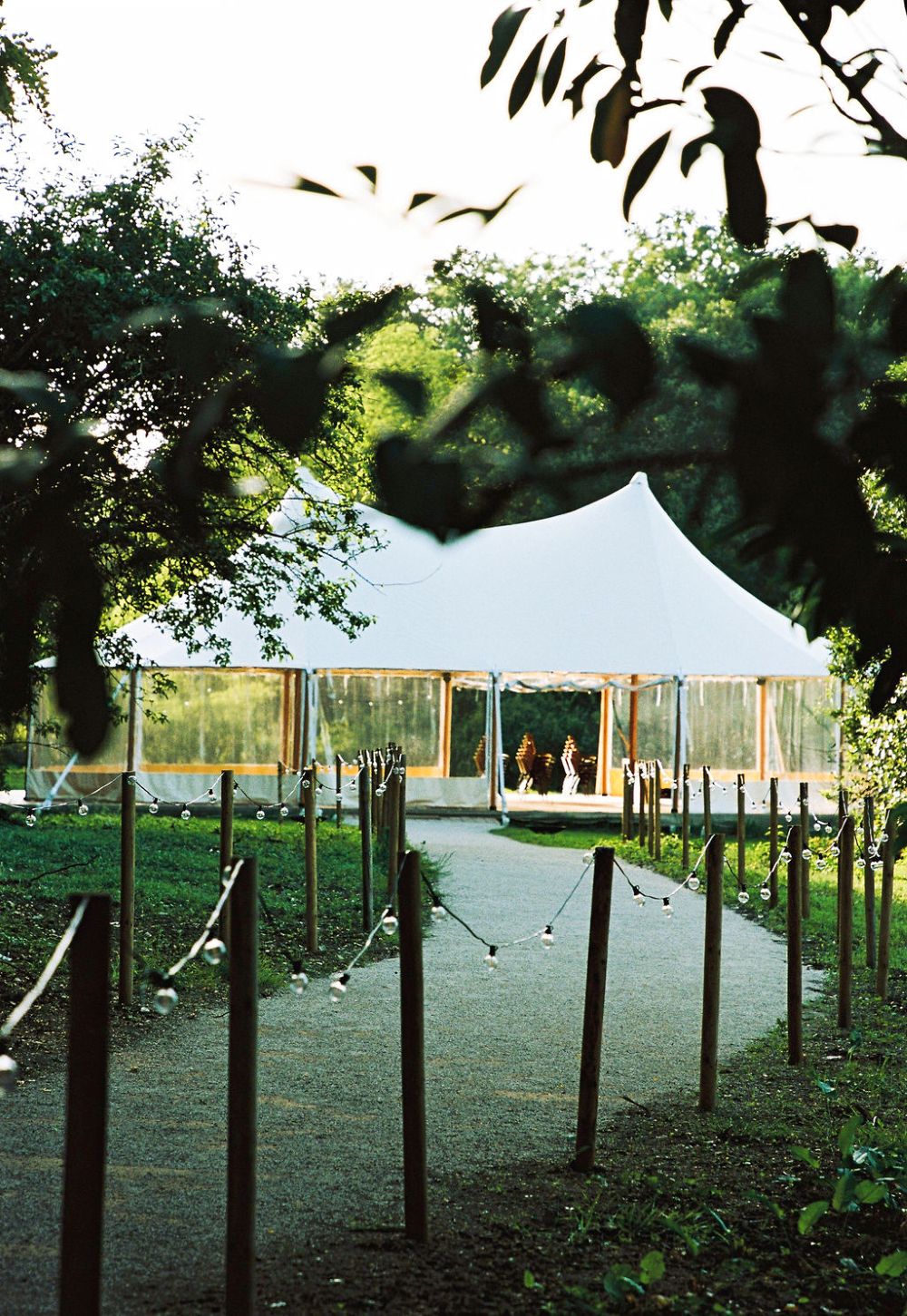Tente de réception du Repère Sauvage Hôtel