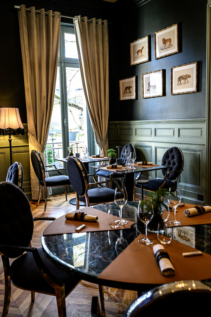 Salle du restaurant Le Cercle de Montaigne – Le Palais Gallien