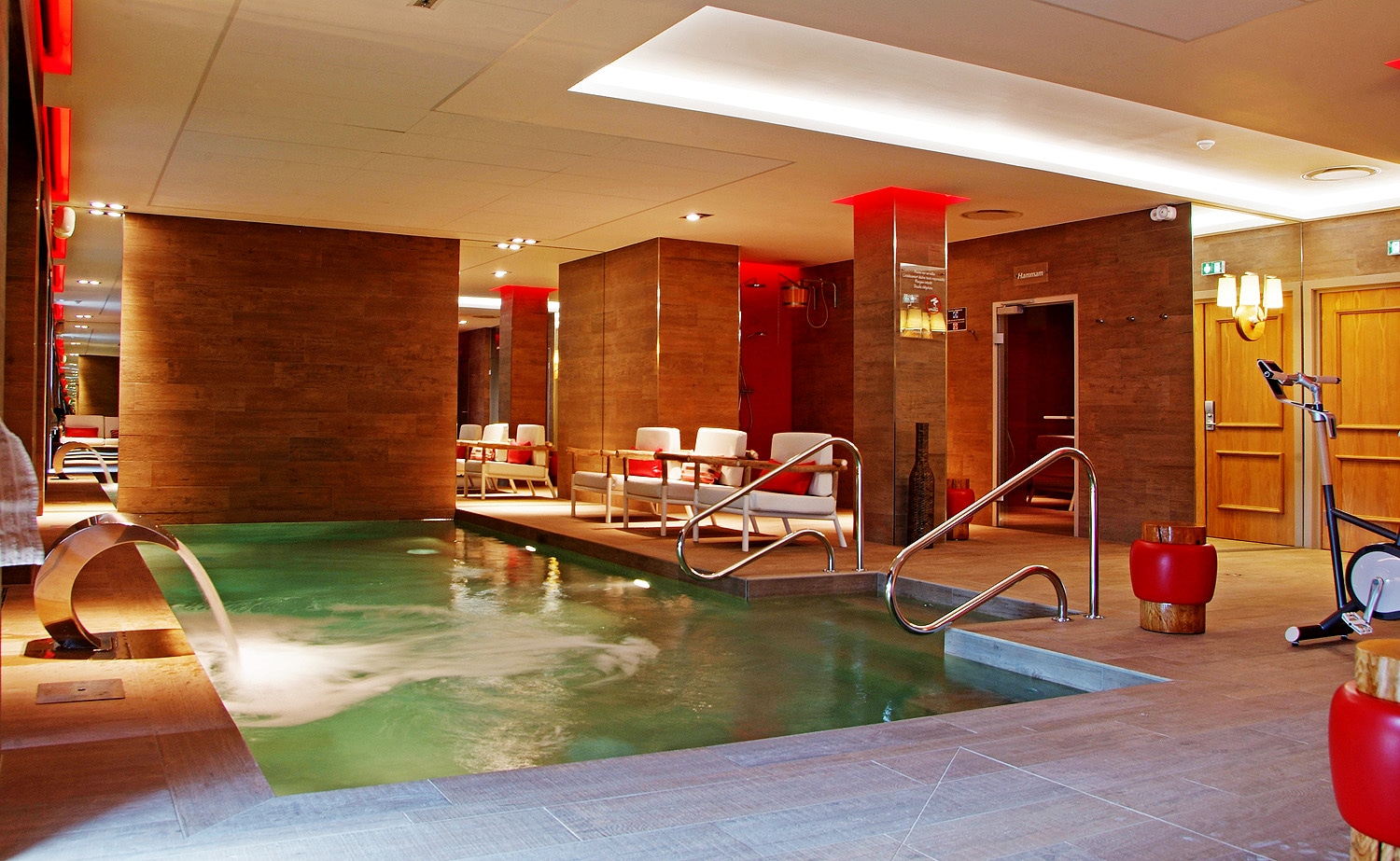 Spa intérieur avec piscine – Hôtel Arnold Itterswiller