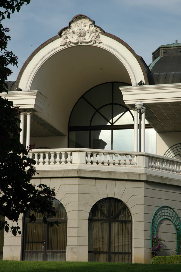 galerie extérieure du Casino Grand Cercle Aix-les-Bains