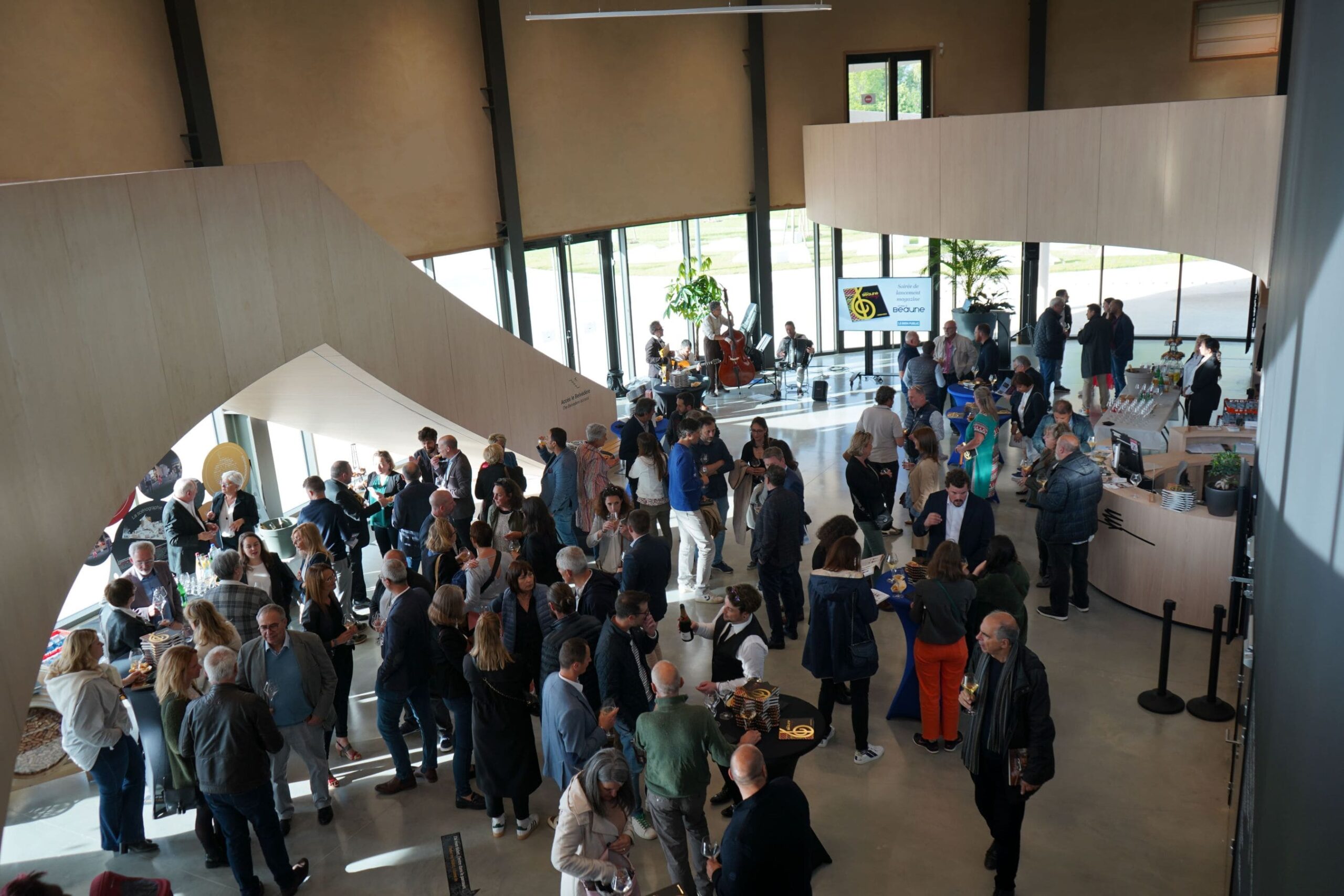 Hall d’accueil de la Cité des Climats & vins de Bourgogne lors d’un événement