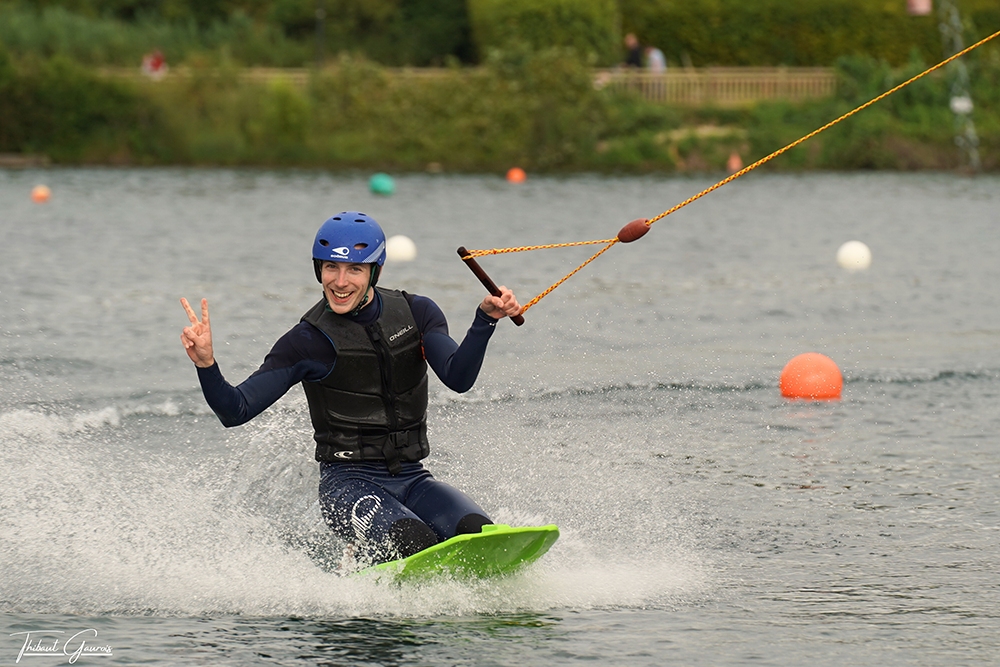 kneeboard wam park glisse nautique sport aquatique facile fun
