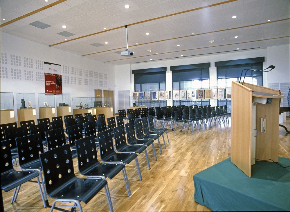 salle de conférence séminaire domaine des saveurs les planons réunion entreprise